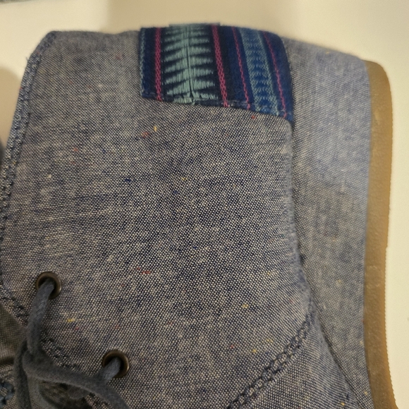 TOMS Speckled Denim Wedge Booties Tribal Design On Back Heels Laceup Shoes Sz 6 - Picture 11 of 17